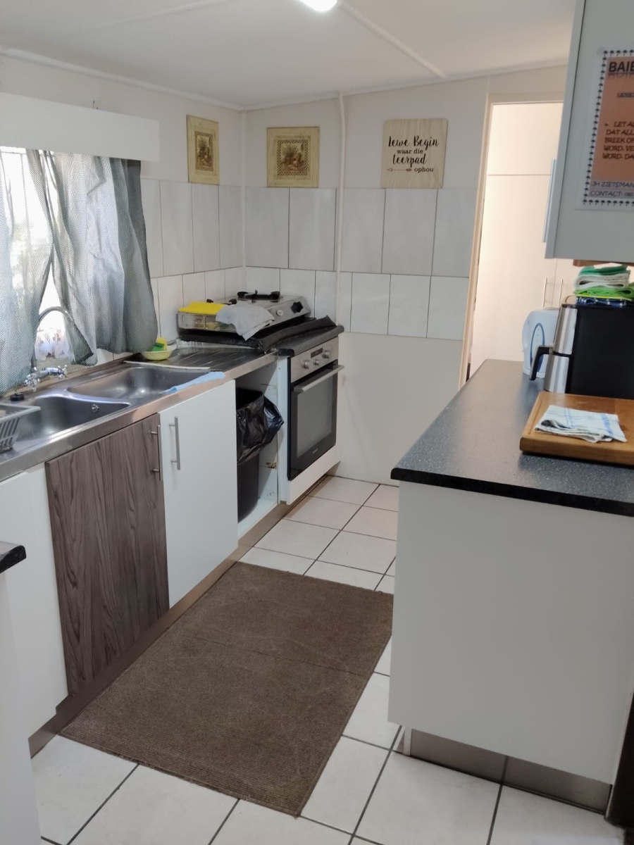 5 Bedroom Property for Sale in Hartenbos Central Western Cape